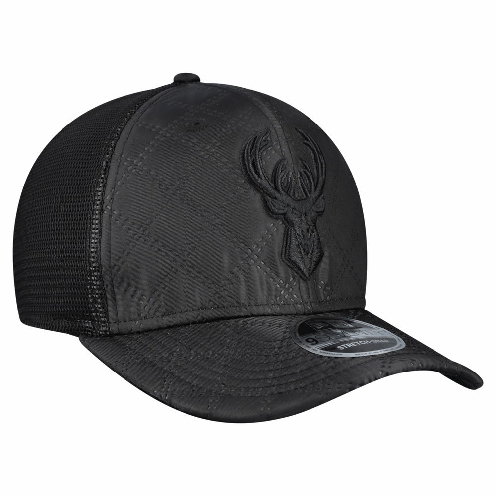 New Era - Milwaukee Bucks Quilted 9SEVENTY Trucker Adjustable Hat - Black