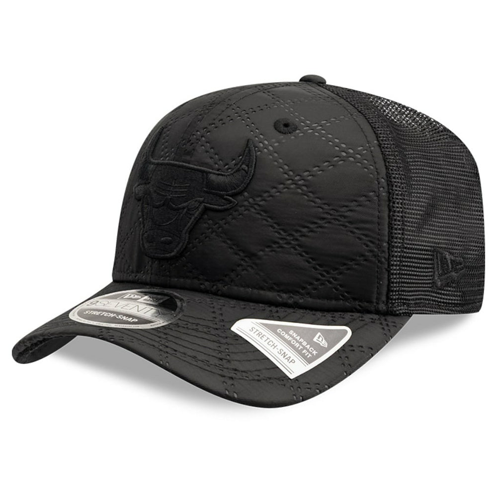 New Era - Chicago Bulls Quilted 9SEVENTY Trucker Adjustable Hat - Black