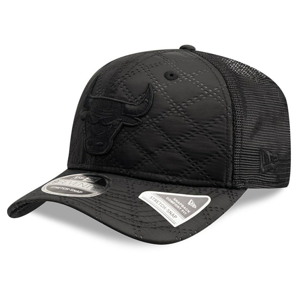New Era - Chicago Bulls Quilted 9SEVENTY Trucker Adjustable Hat - Black