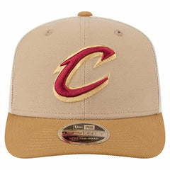 New Era - Cleveland Cavaliers Two-Tone 9SEVENTY Adjustable Trucker Hat - Tan/Light Brown