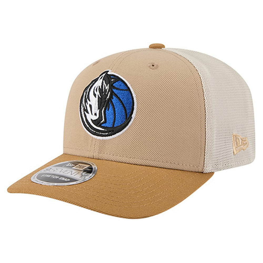 New Era - Dallas Mavericks Two-Tone 9SEVENTY Adjustable Trucker Hat - Tan/Light Brown