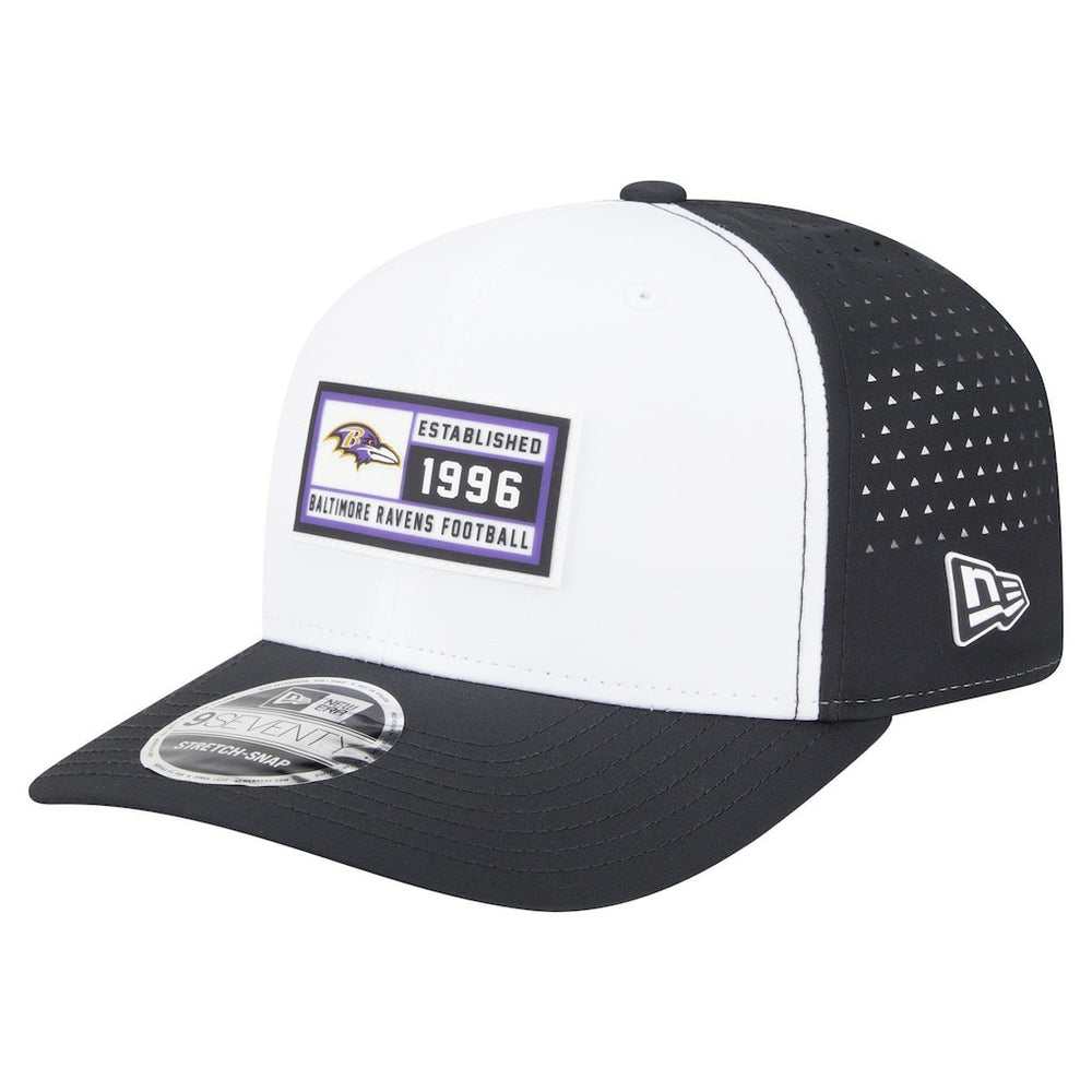 Baltimore Ravens New Era Established Patch 9SEVENTY Adjustable Hat White/Black - NFL