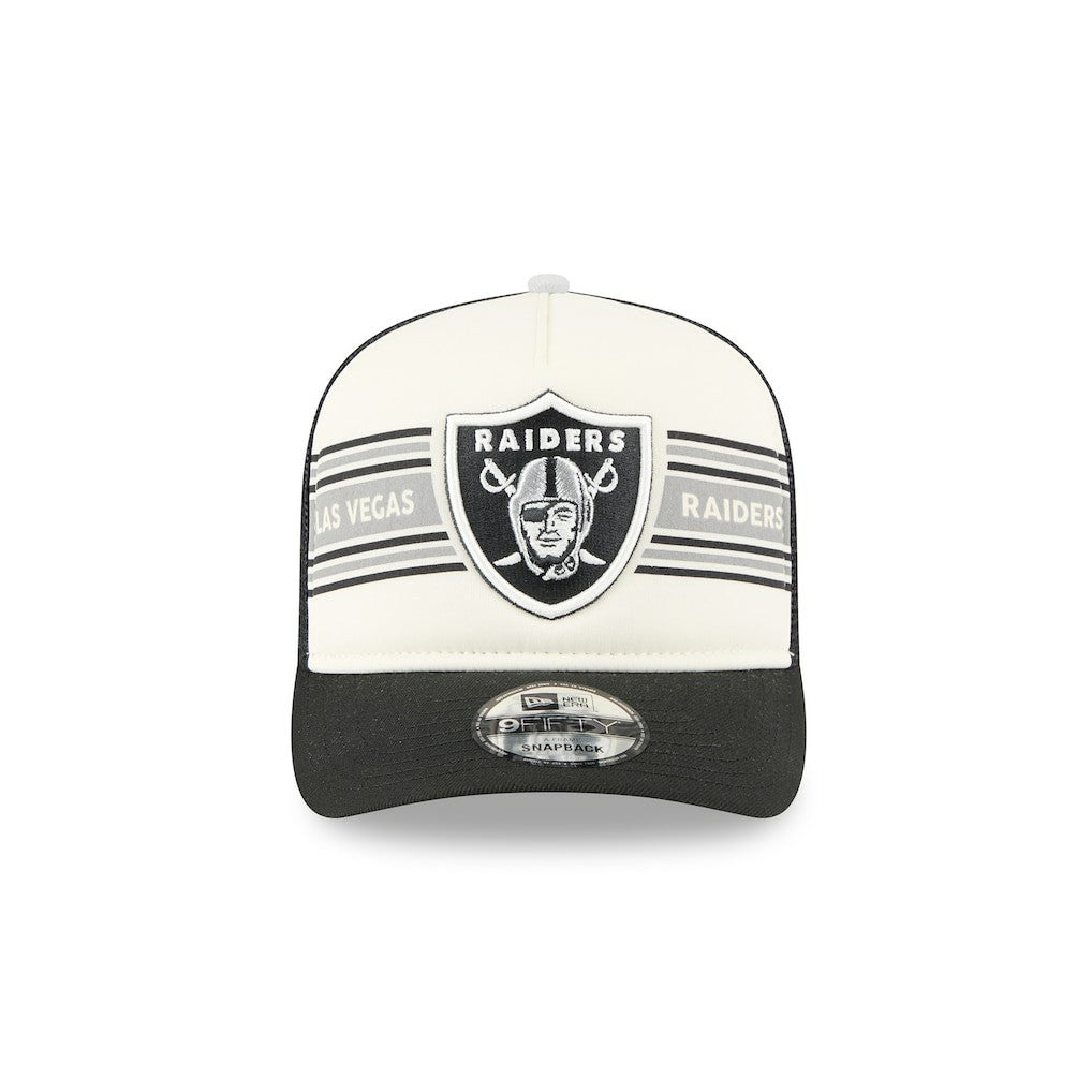 Las Vegas Raiders New Era Banner A-Frame 9FIFTY Trucker Snapback Hat Cream/Black - NFL