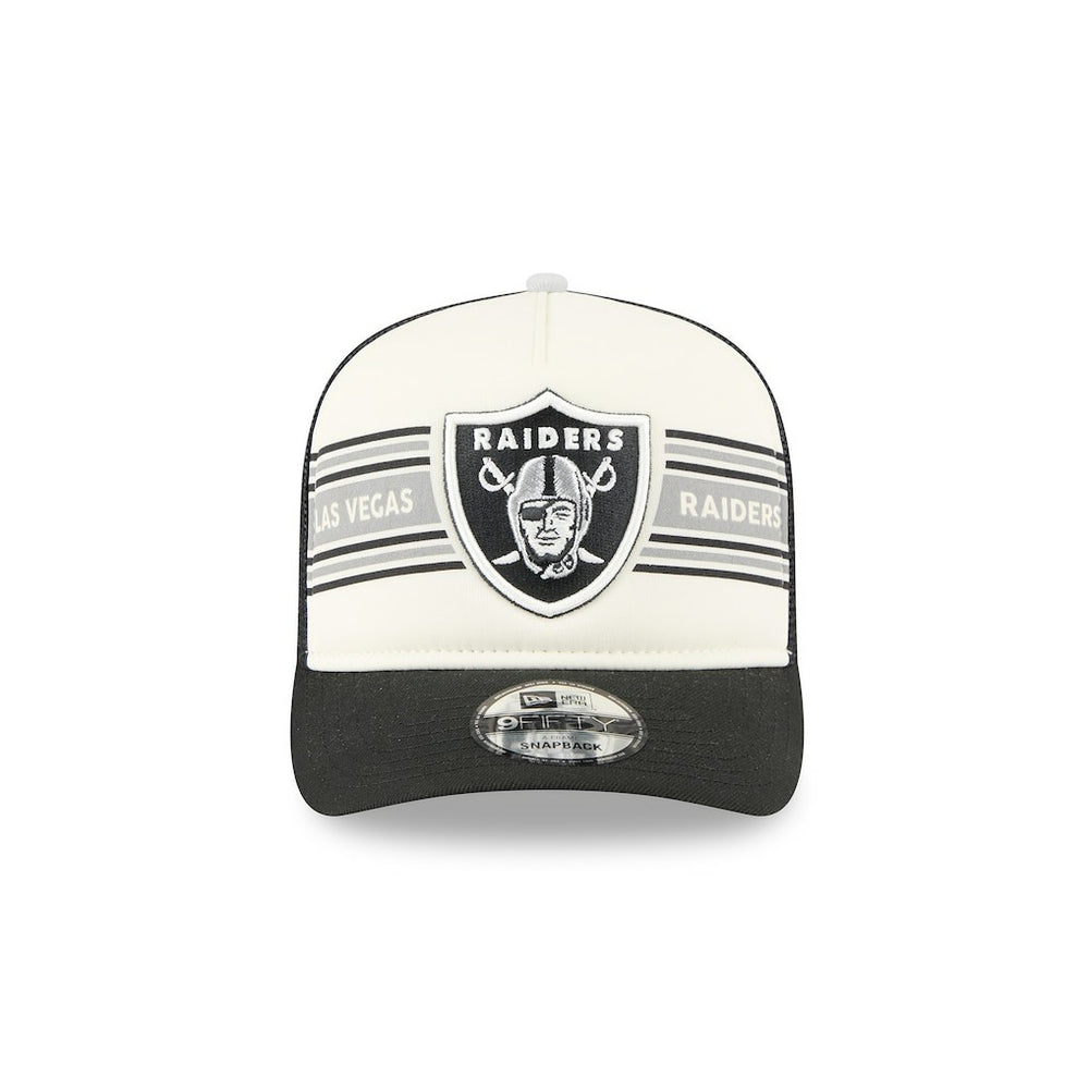 Las Vegas Raiders New Era Banner A-Frame 9FIFTY Trucker Snapback Hat Cream/Black - NFL