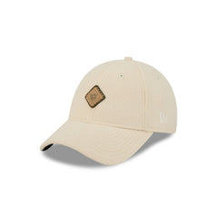 Chicago Bears New Era Women's Comfy 9FORTY Adjustable Hat Cream - NFL