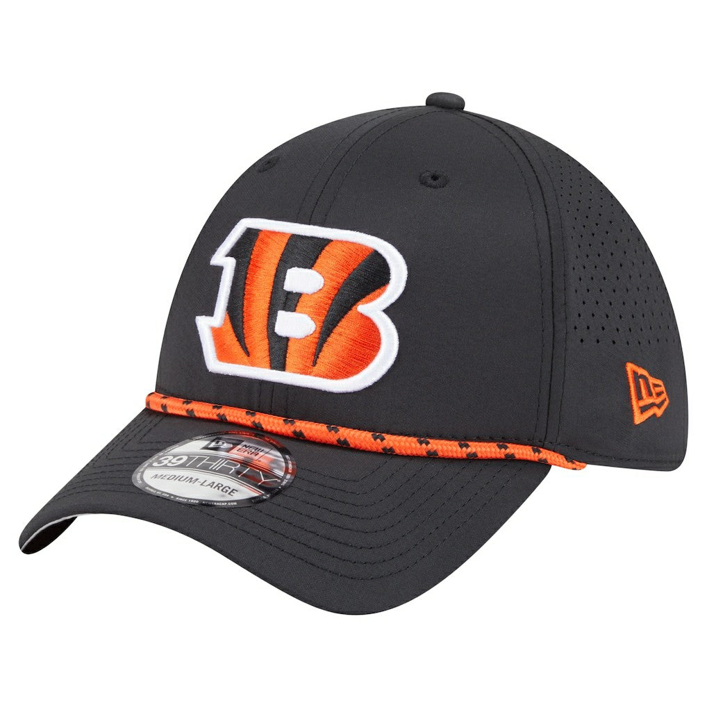Cincinnati Bengals New Era Perforated 39THIRTY Flex Hat Black - NFL