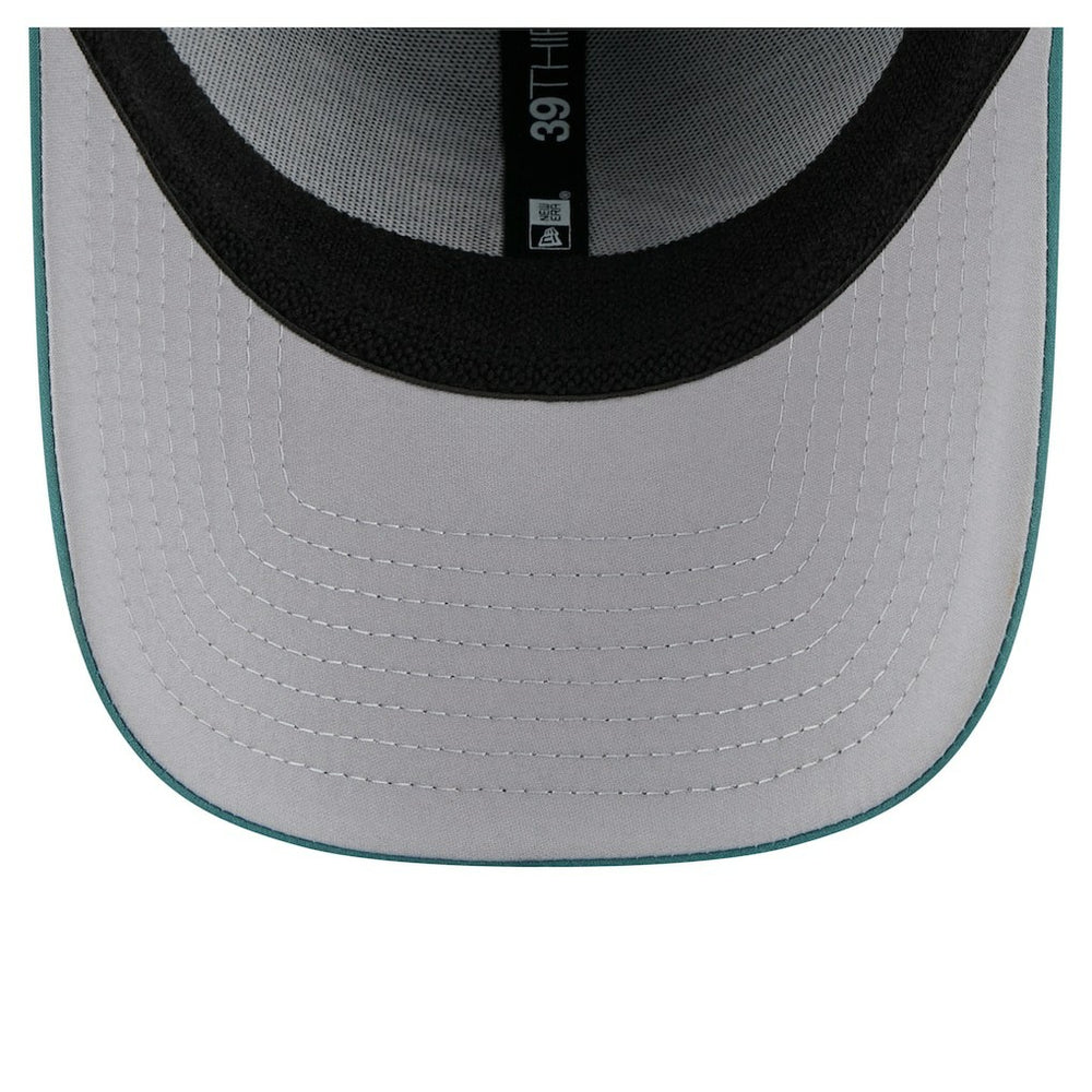 Philadelphia Eagles New Era Perforated 39THIRTY Flex Hat Midnight Green - NFL