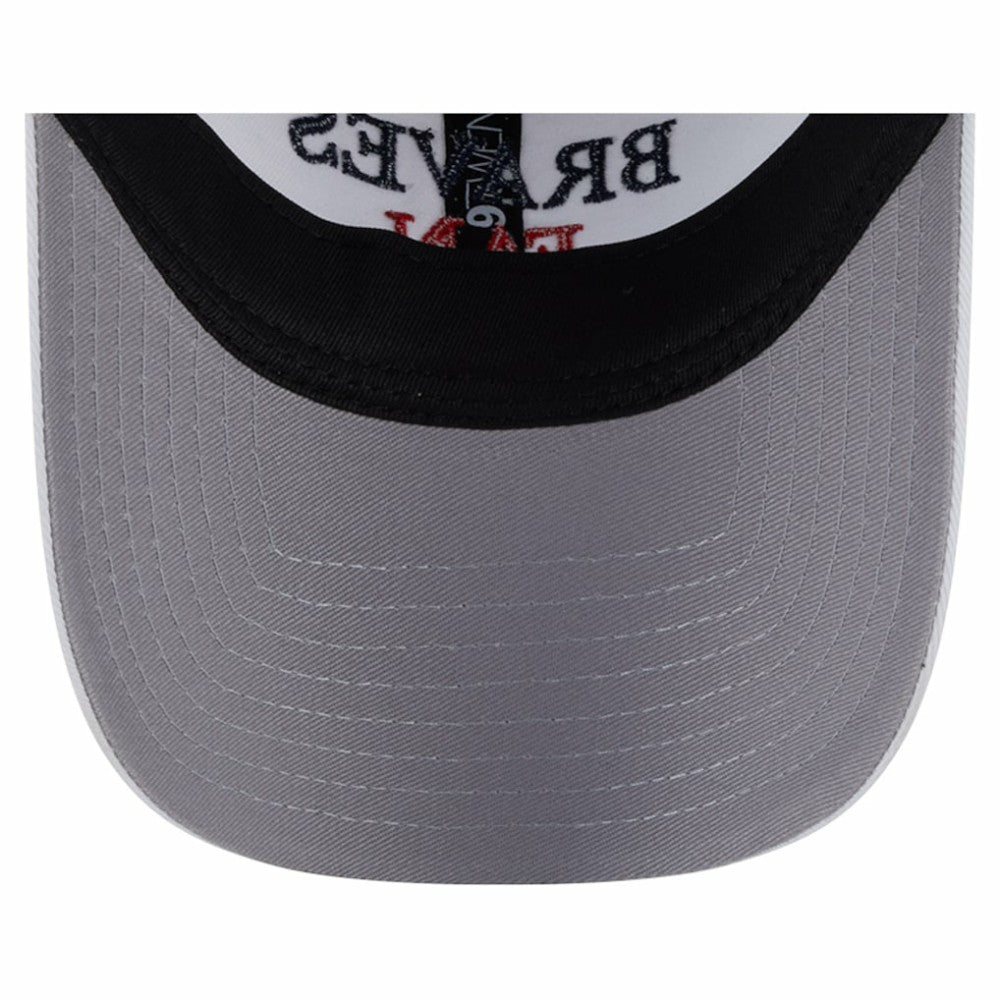 Atlanta Braves New Era Women's Team Fan 9TWENTY Adjustable Hat Lifestyle