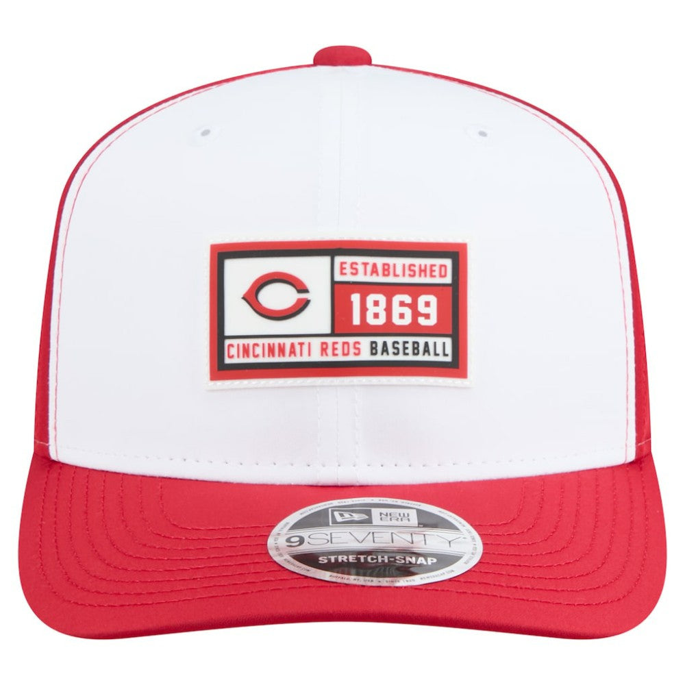 Cincinnati Reds New Era Established Patch 9SEVENTY Adjustable Hat Lifestyle