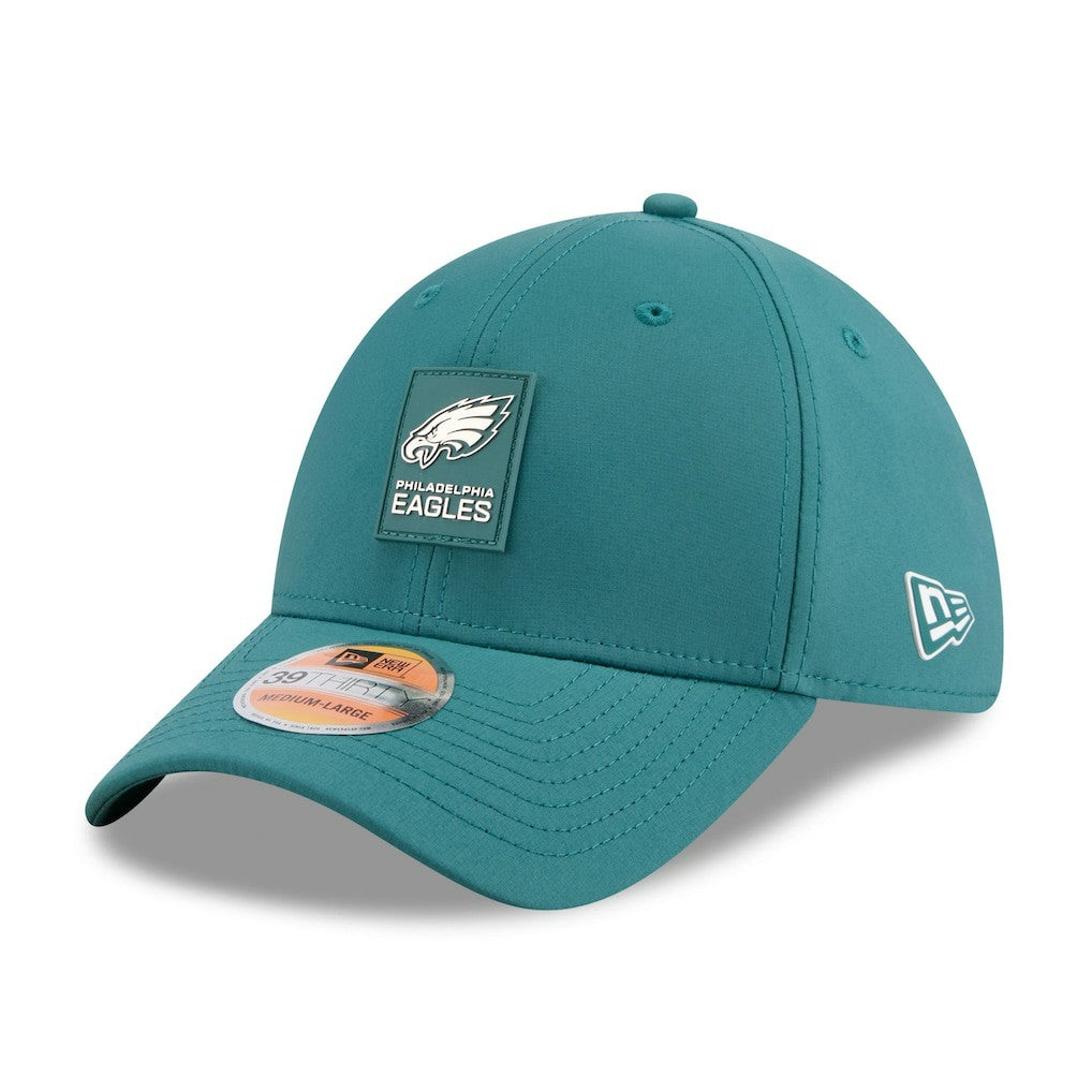 Philadelphia Eagles New Era 2025 Sideline 39THIRTY Flex Hat Midnight Green - NFL