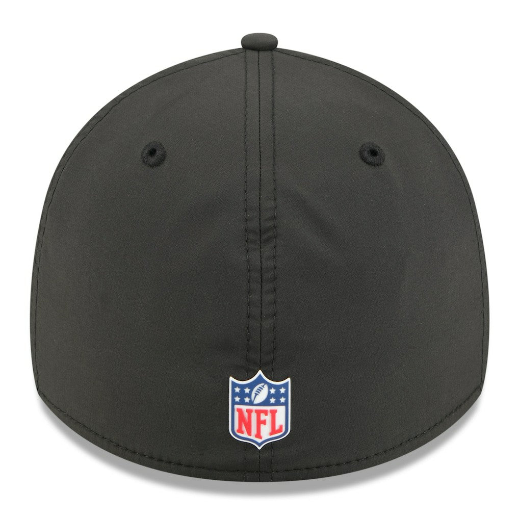 Atlanta Falcons New Era 2025 Sideline 39THIRTY Flex Hat Black - NFL