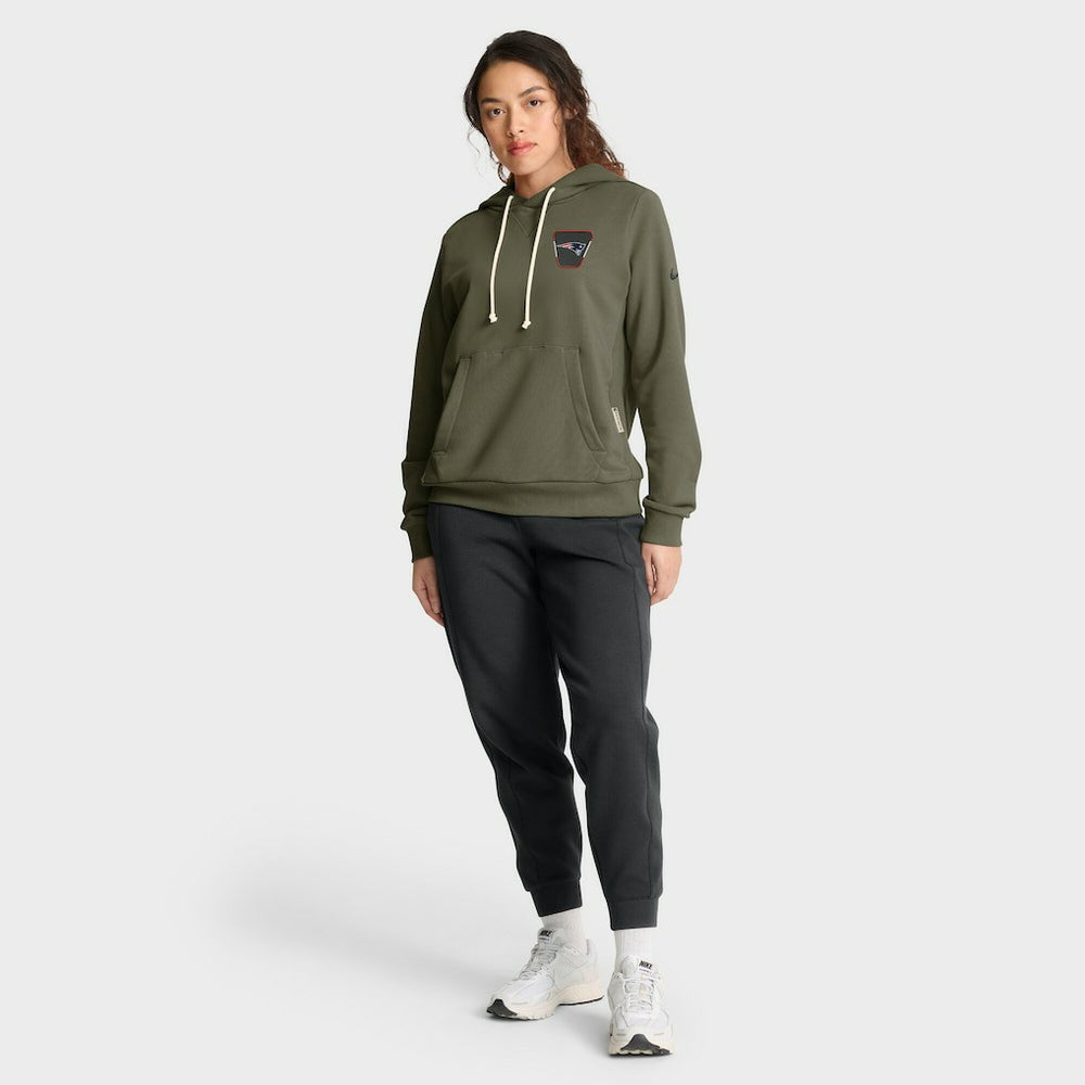 New England Patriots Women's 2025 Salute to Service Sideline Standard Issue Dri-FIT Hoodie Olive - Nike