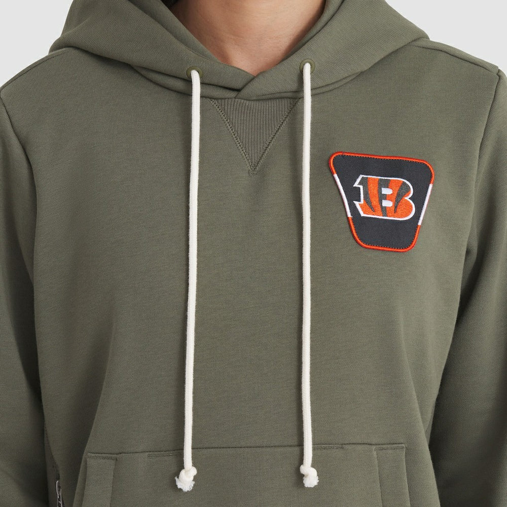Cincinnati Bengals Women's 2025 Salute to Service Sideline Standard Issue Dri-FIT Hoodie Olive - Nike