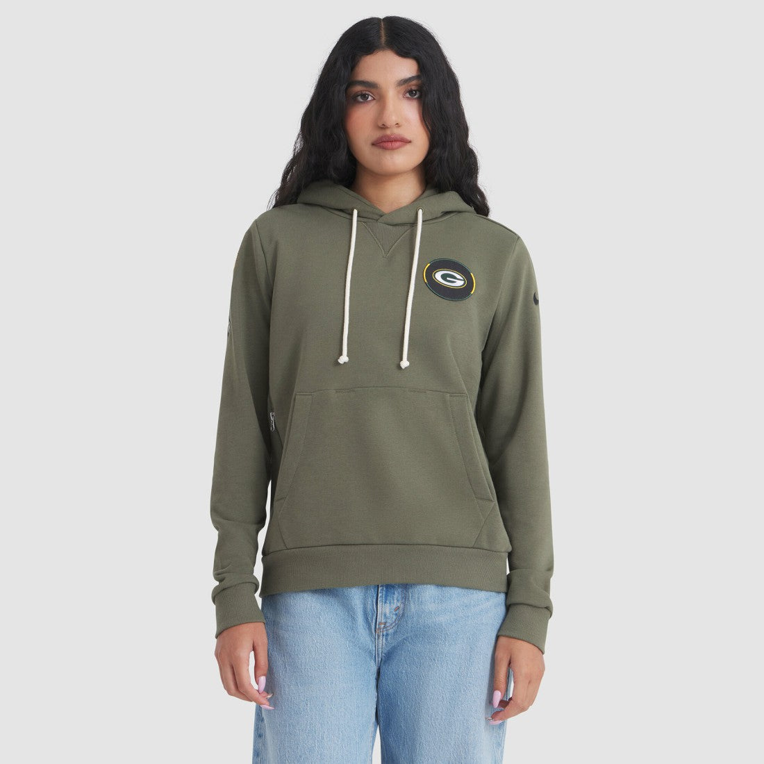 Green Bay Packers Women's 2025 Salute to Service Sideline Standard Issue Dri-FIT Hoodie Olive - Nike