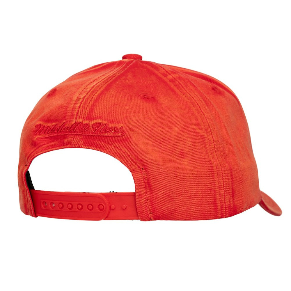 Detroit Red Wings - Mitchell & Ness Downtown Snow Wash Pro-Crown Adjustable Hat Red