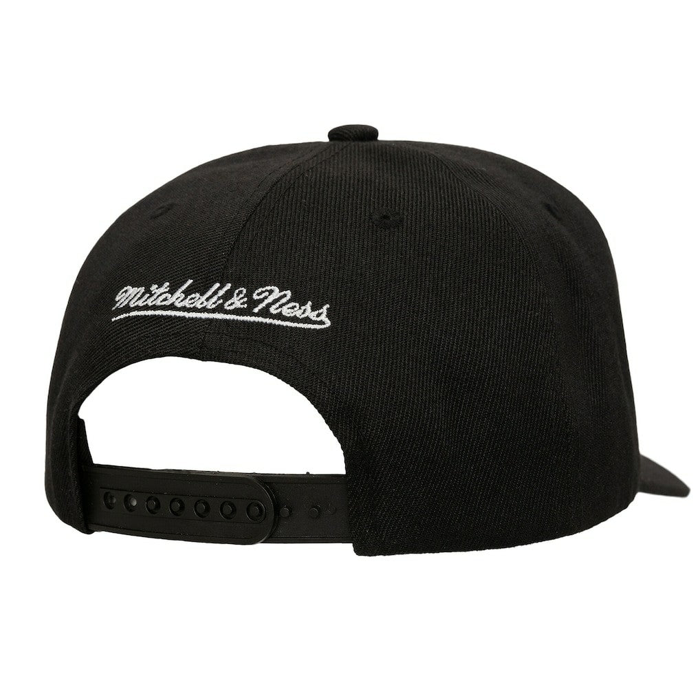 Mitchell & Ness - Denver Nuggets Tilted Pro Pinch Adjustable Hat - Black