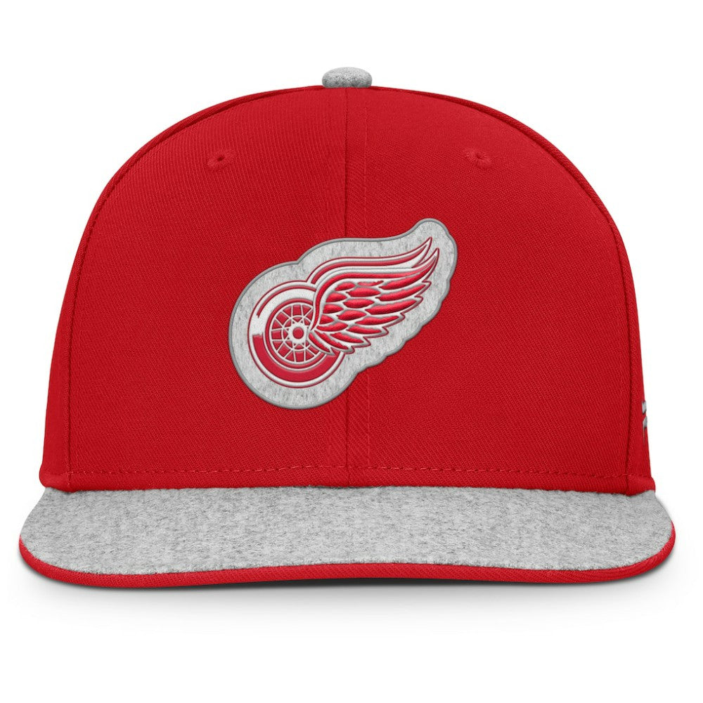 Detroit Red Wings - Fanatics Fundamentals Loden Snapback Hat Red
