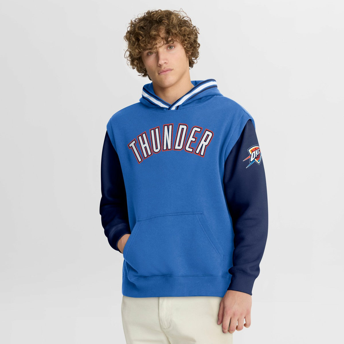 Fanatics - Oklahoma City Thunder Half Court Shot Clock Fastbreak Hoodie - Blue/Navy