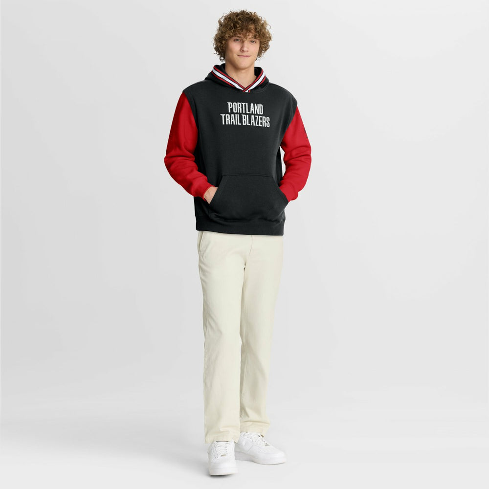 Fanatics - Portland Trail Blazers Half Court Shot Clock Fastbreak Hoodie - Black/Red