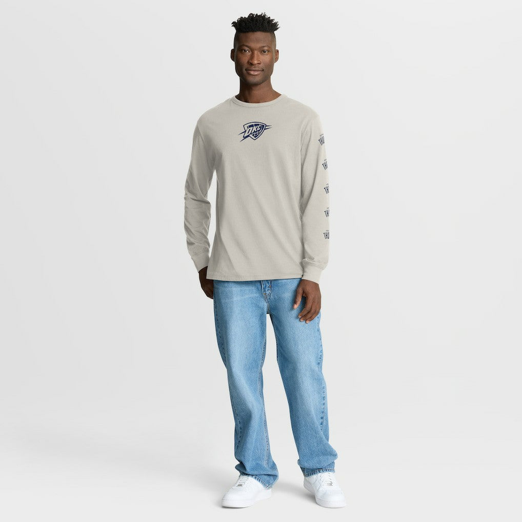 Fanatics - Oklahoma City Thunder Crossover Collection Ball Screen Action Premium Long Sleeve T-Shirt - Cream