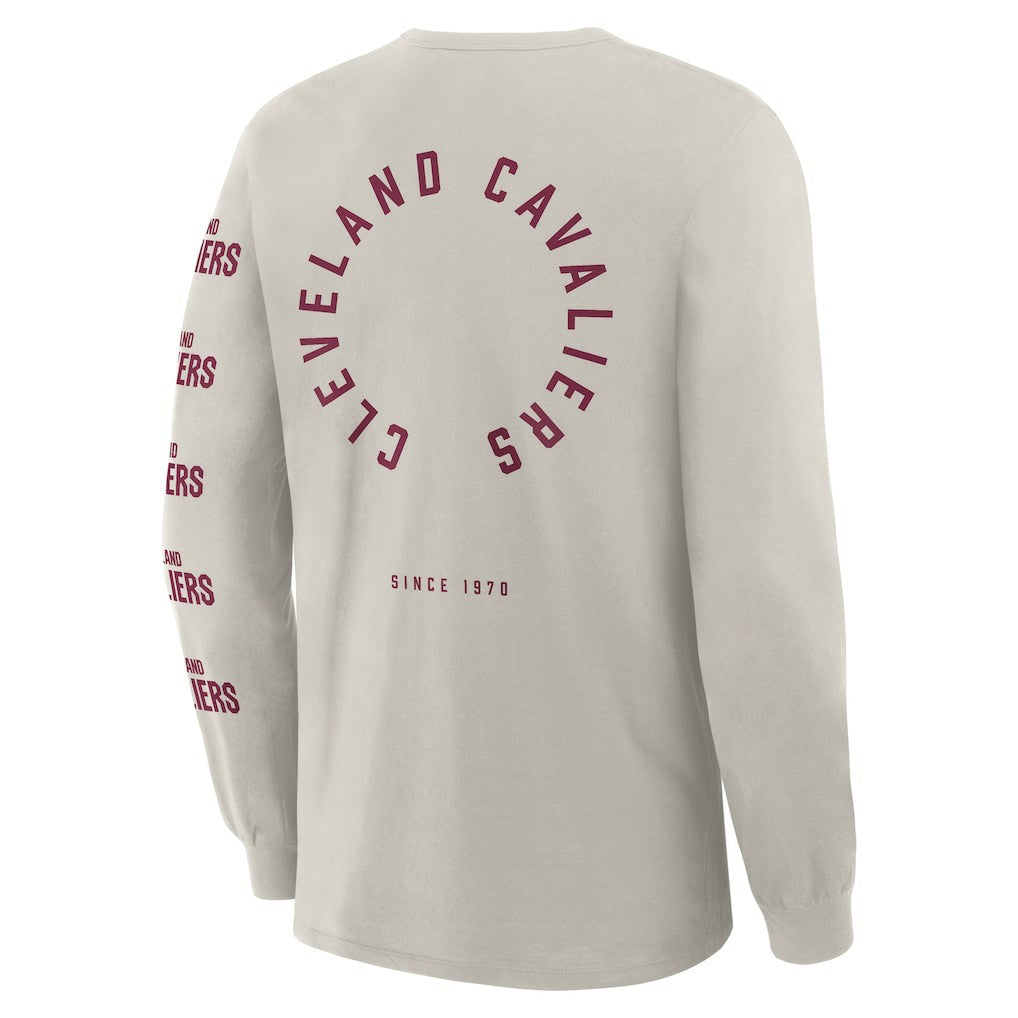 Fanatics - Cleveland Cavaliers Crossover Collection Ball Screen Action Premium Long Sleeve T-Shirt - Cream