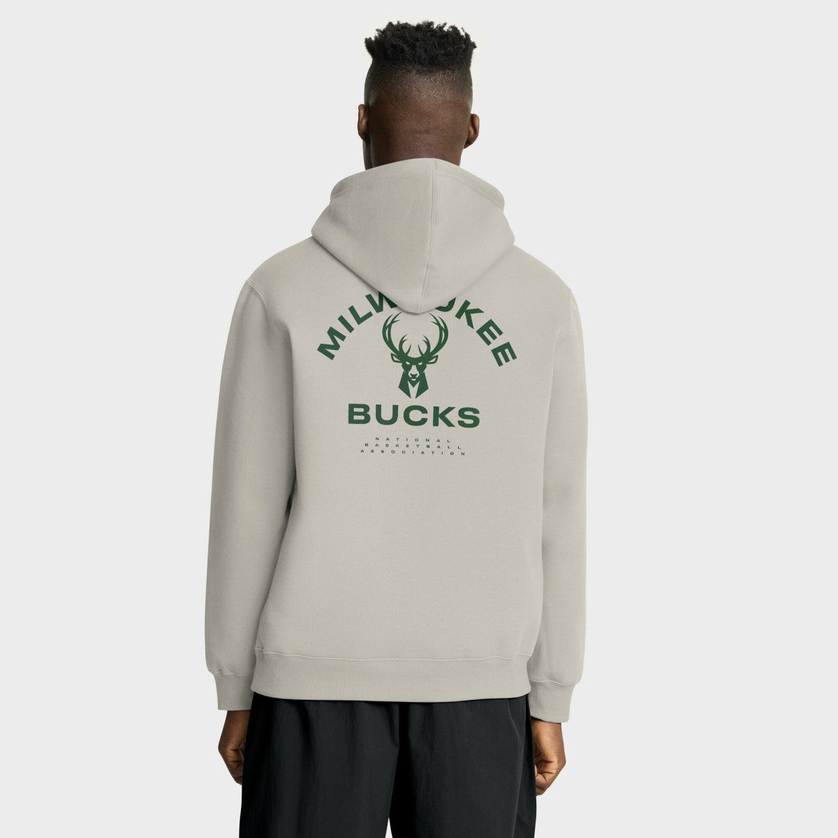 Fanatics - Milwaukee Bucks Crossover Collection Blocked Shot Premium Pullover Hoodie - Off White