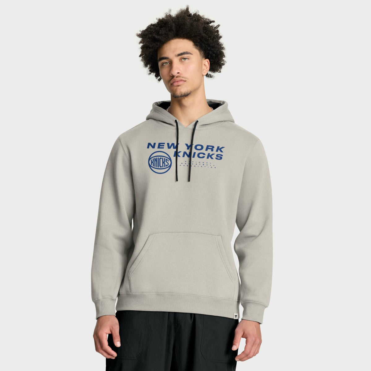 Fanatics - New York Knicks Crossover Collection Blocked Shot Premium Pullover Hoodie - Off White