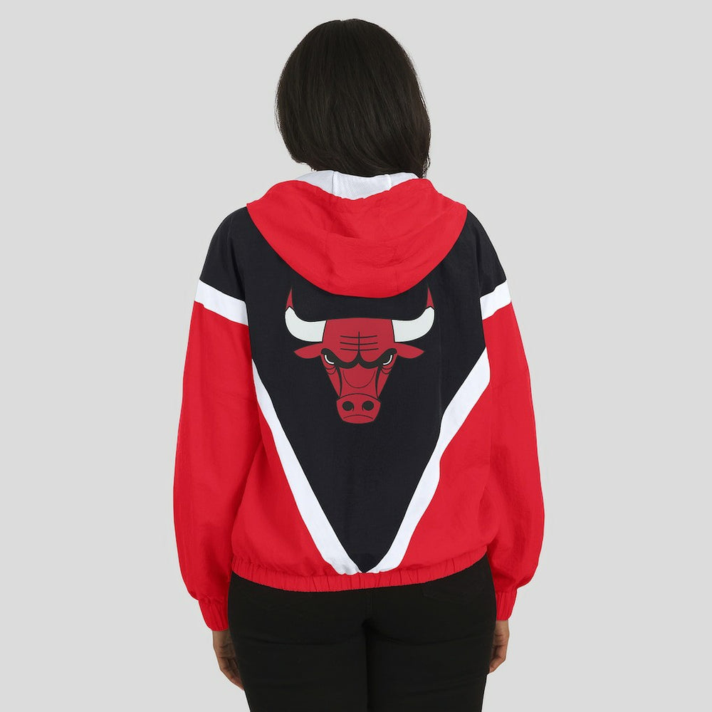NBA - Chicago Bulls WEAR by Erin Andrews Women's Colorblock Full-Zip Hoodie Windbreaker Jacket - Black/Red