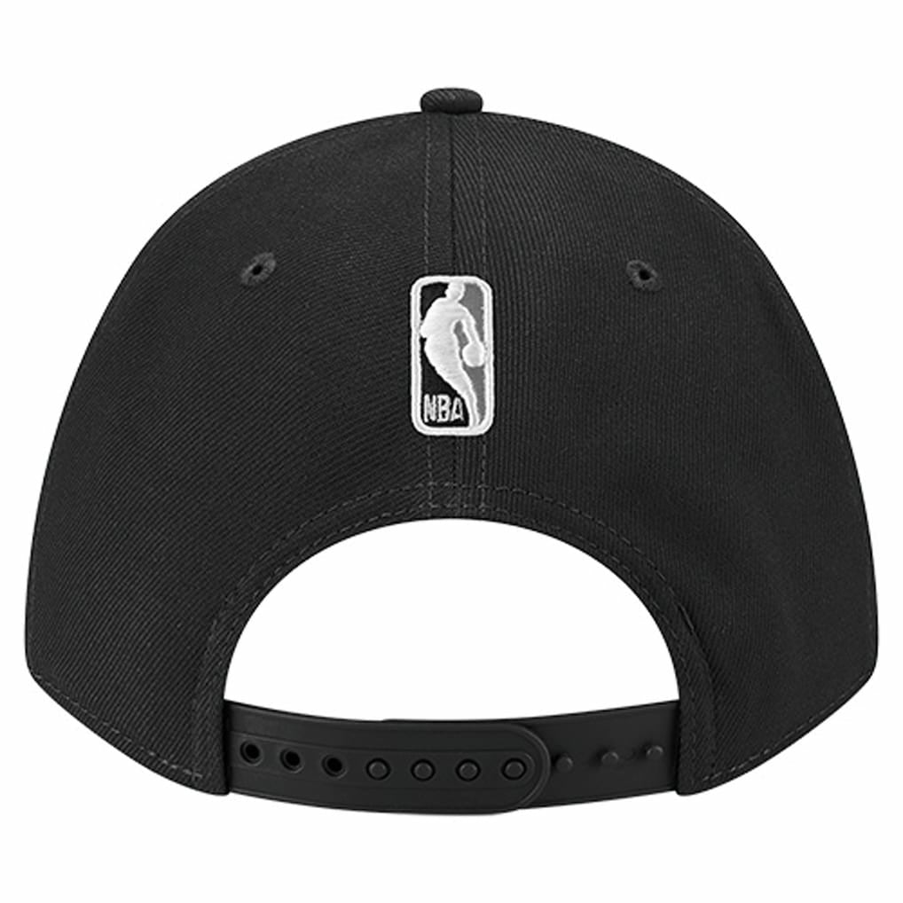 New Era - Brooklyn Nets 9FORTY Stock M-Crown Adjustable Hat - Black