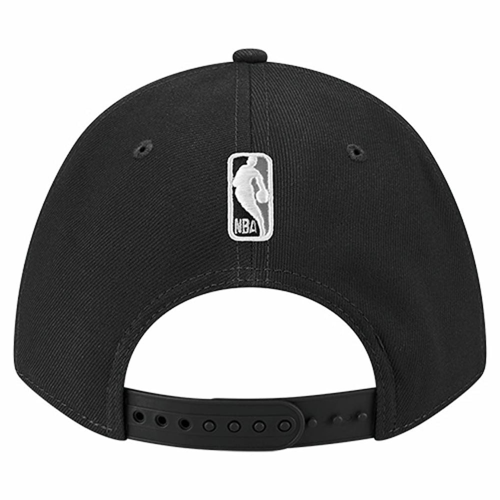 New Era - Brooklyn Nets 9FORTY Stock M-Crown Adjustable Hat - Black