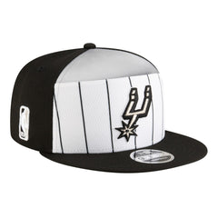 New Era - San Antonio Spurs Youth 2025 NBA Tip Off Split Panel 9FIFTY Snapback Hat - White/Black