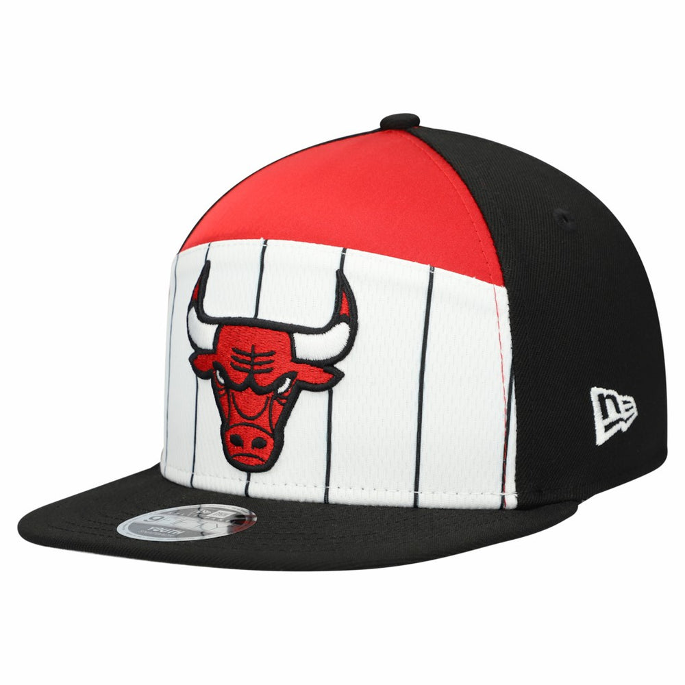 New Era - Chicago Bulls Youth 2025 NBA Tip Off Split Panel 9FIFTY Snapback Hat - White/Black