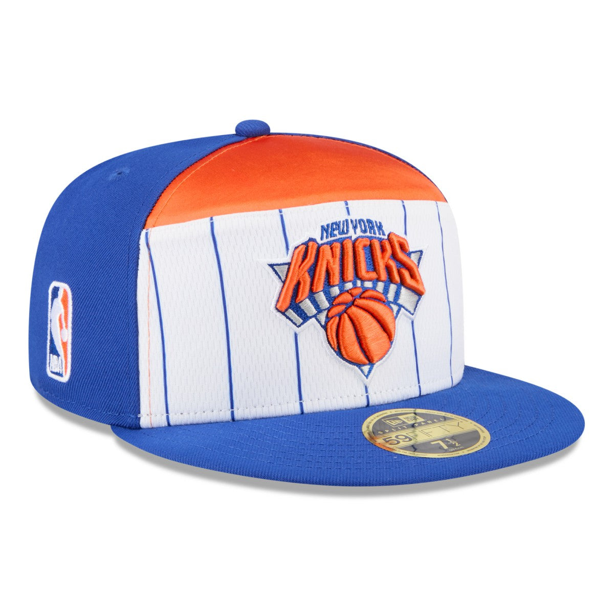 New Era - New York Knicks 2025 NBA Tip Off Split Panel 59FIFTY Fitted Hat - White/Blue