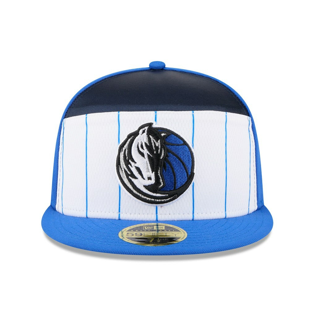 New Era - Dallas Mavericks 2025 NBA Tip Off Split Panel 59FIFTY Fitted Hat - White/Blue