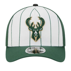 New Era - Milwaukee Bucks 2025 NBA Tip Off M-Crown A-Frame 9FORTY Adjustable Hat - White/Hunter Green