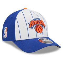 New Era - New York Knicks 2025 NBA Tip Off M-Crown A-Frame 9FORTY Adjustable Hat - White/Blue