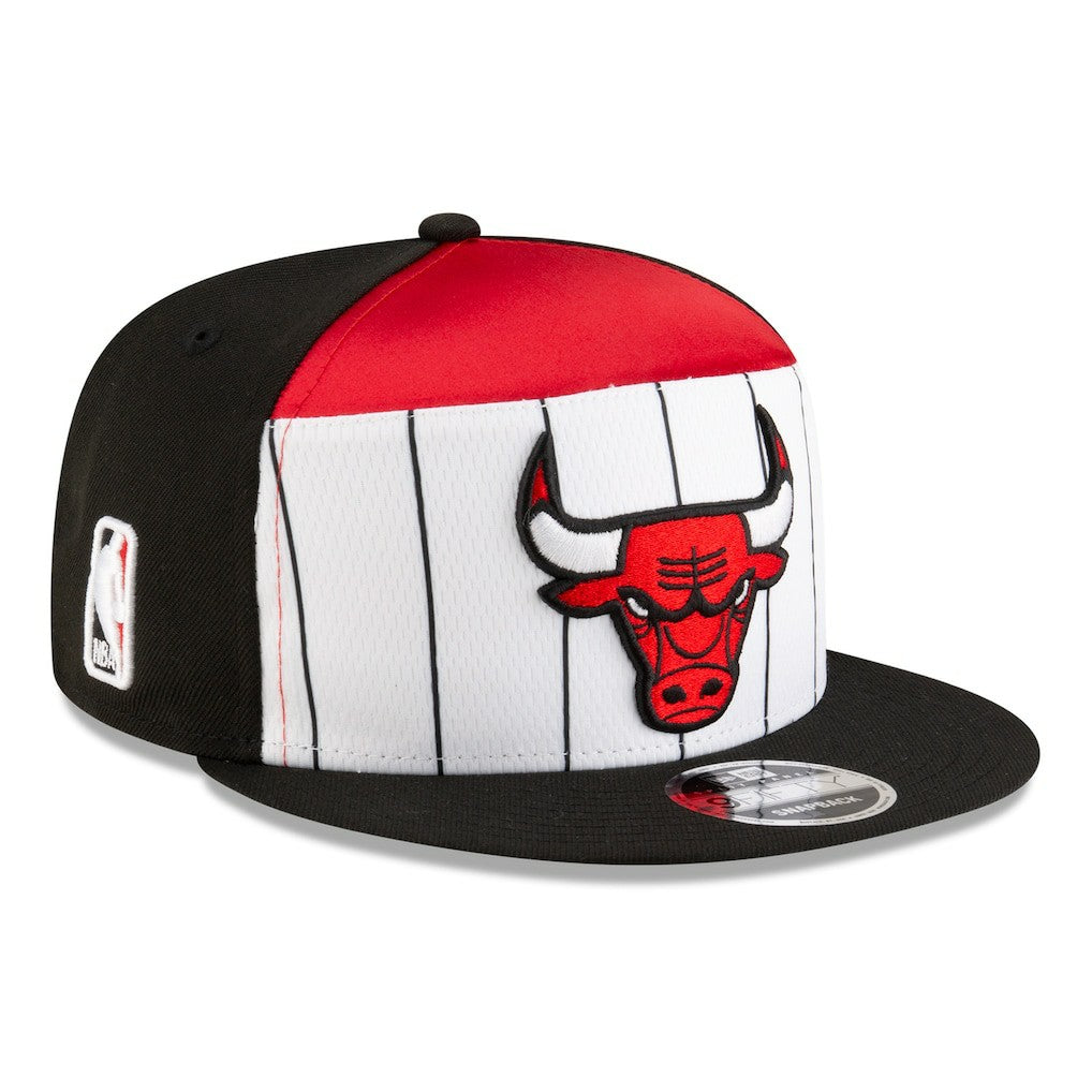New Era - Chicago Bulls 2025 NBA Tip Off Split Panel 9FIFTY Snapback Hat - White/Black