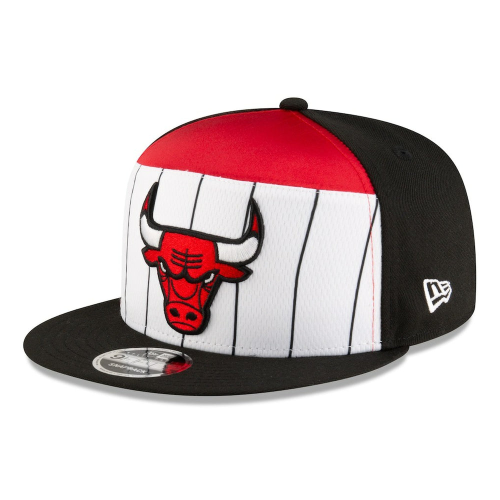 New Era - Chicago Bulls 2025 NBA Tip Off Split Panel 9FIFTY Snapback Hat - White/Black