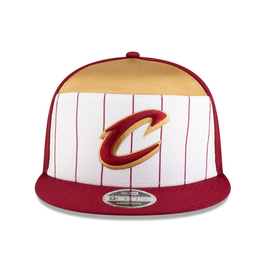 New Era - Cleveland Cavaliers 2025 NBA Tip Off Split Panel 9FIFTY Snapback Hat - White/Wine