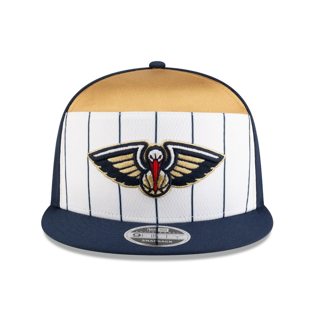 New Era - New Orleans Pelicans 2025 NBA Tip Off Split Panel 9FIFTY Snapback Hat - White/Navy