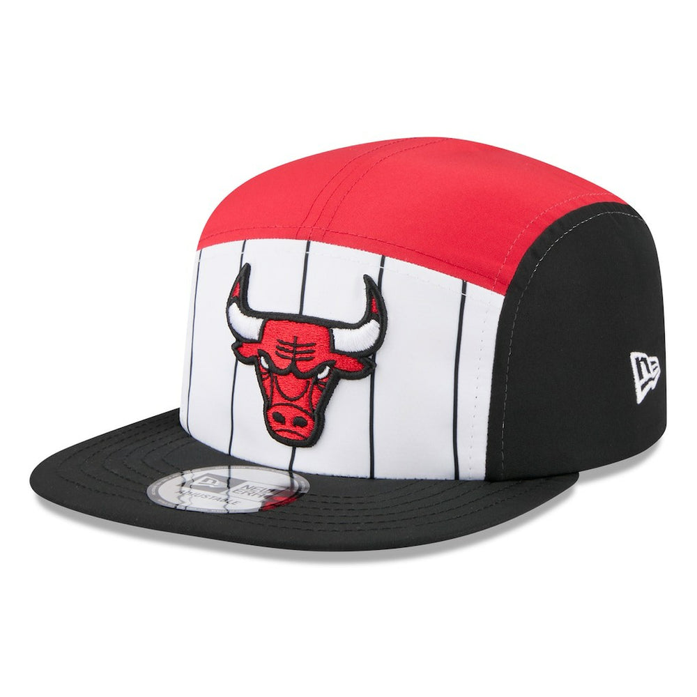 New Era - Chicago Bulls 2025 NBA Tip Off Camper Adjustable Hat - White/Black