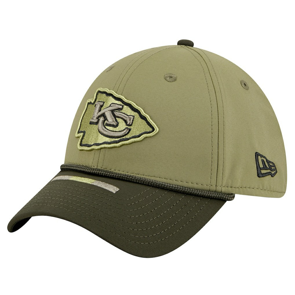 Kansas City Chiefs New Era 2025 Salute to Service 39THIRTY Flex Hat Green - NFL