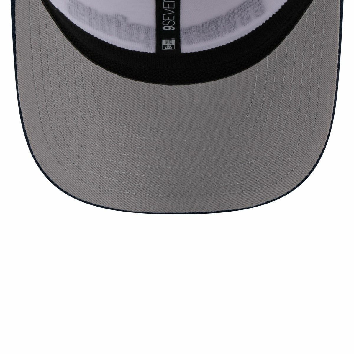 New Era - Memphis Grizzlies 2025/26 City Edition 9SEVENTY Adjustable Hat - White/Navy