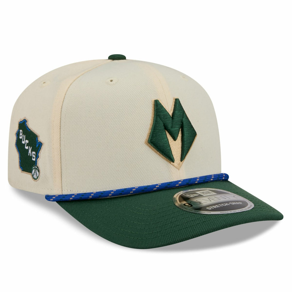 New Era - Milwaukee Bucks 2025/26 City Edition 9SEVENTY Adjustable Hat - Cream/Hunter Green