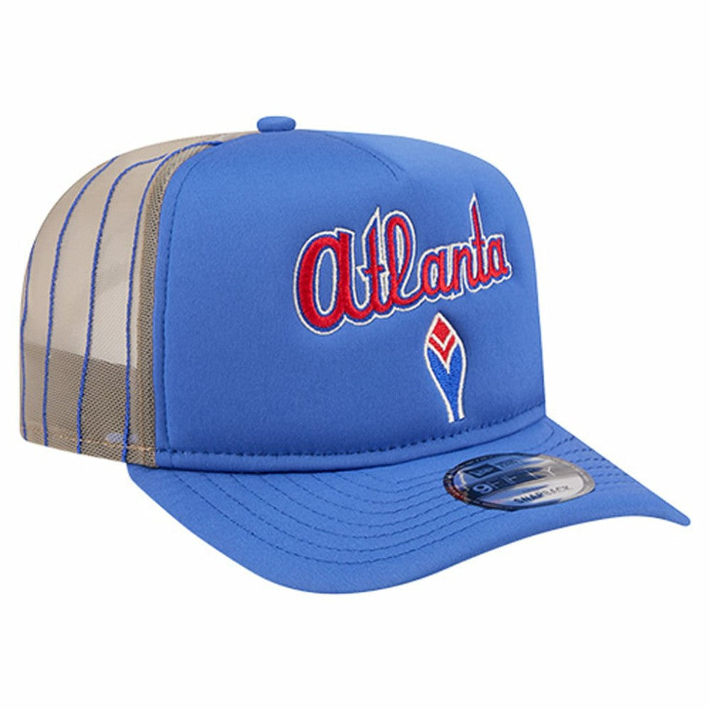 Atlanta Braves New Era Vintage Arched Foam Front 9FIFTY A-Frame Adjustable Trucker Hat Lifestyle