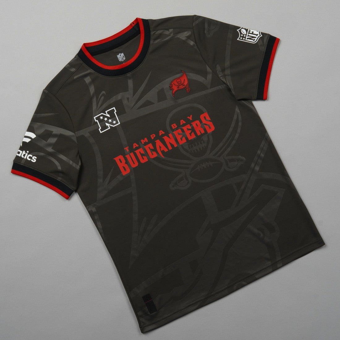 Tampa Bay Buccaneers NFL Football x Football Fan Top Pewter - Fanatics