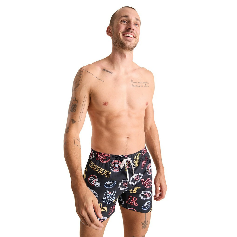 Kansas City Chiefs Chubbies The Neon 5.5" Classic Lined Swim Trunks Black - NFL