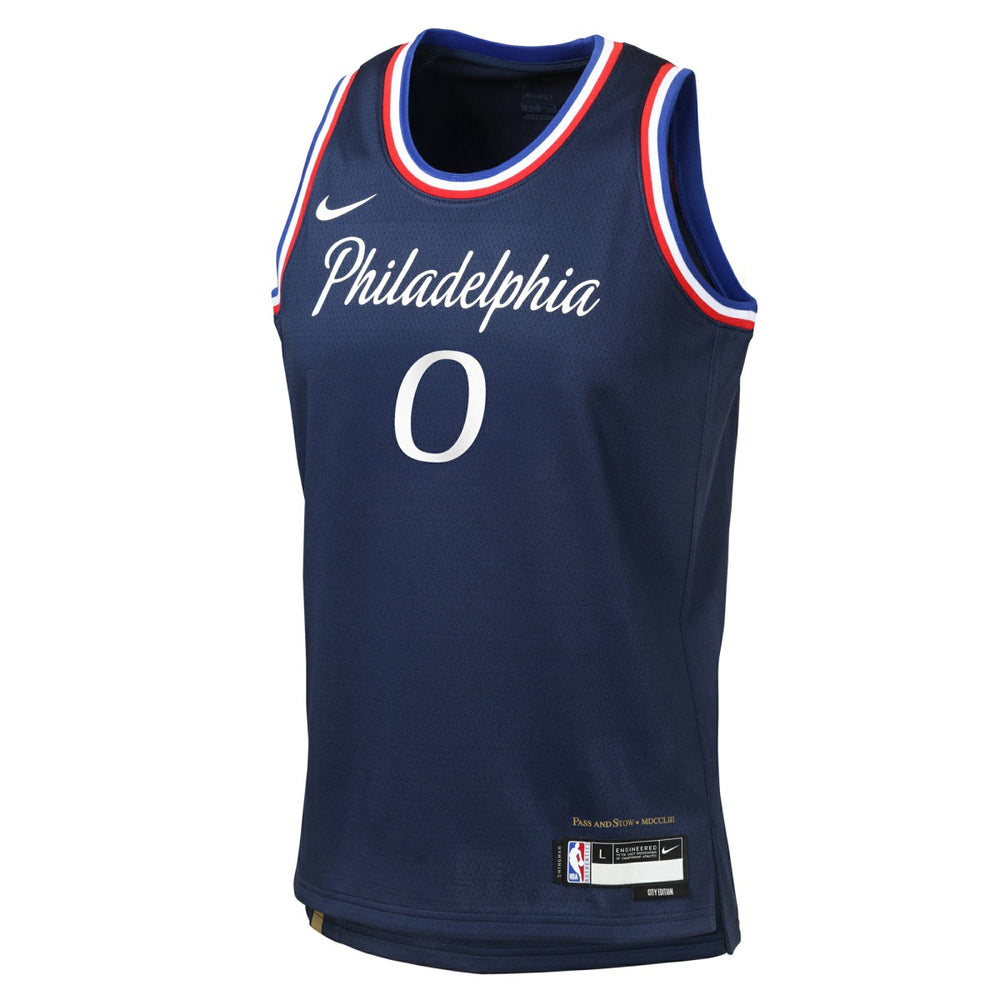 Nike - Tyrese Maxey Philadelphia 76ers Youth 2025/26 City Edition Swingman Jersey - Navy