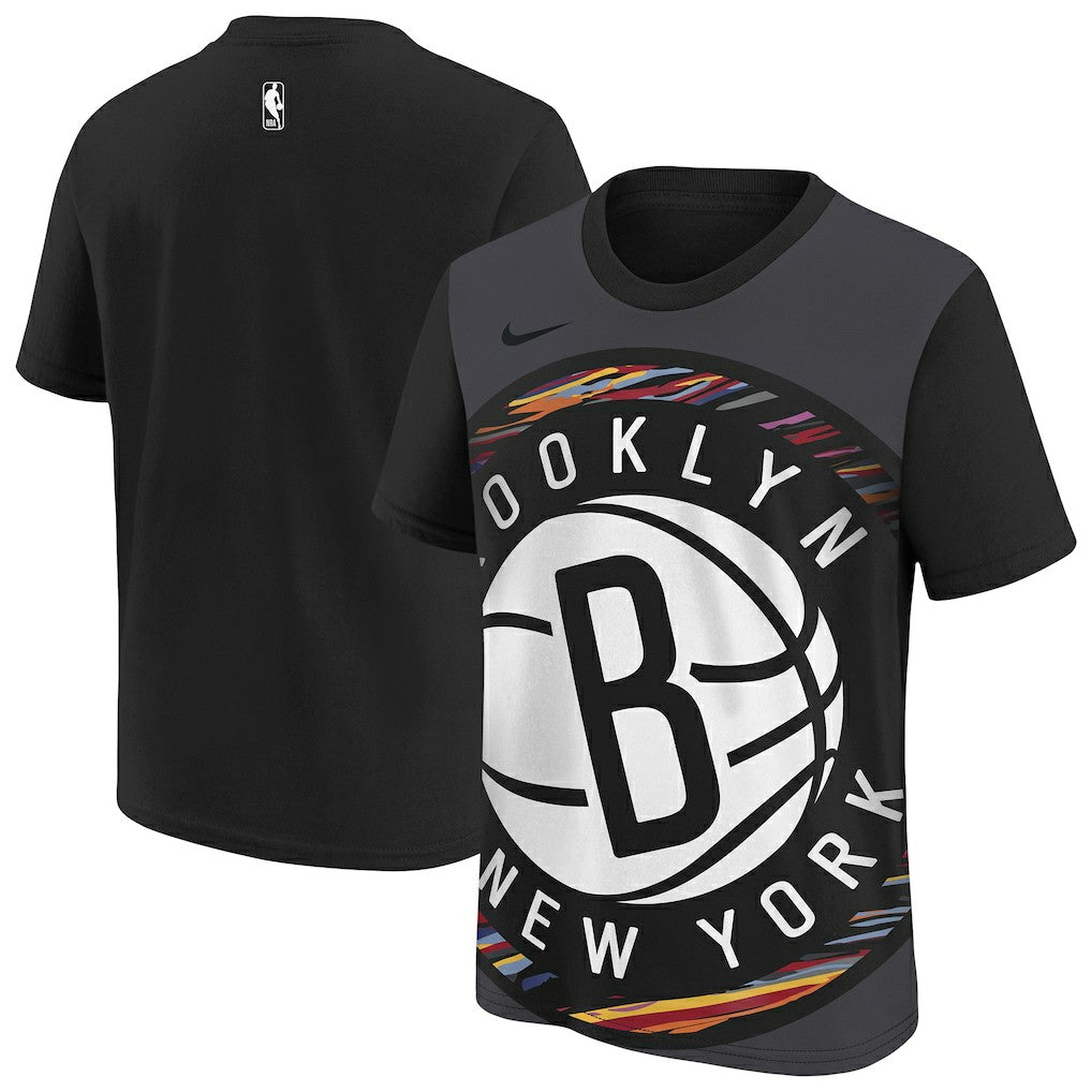 Nike - Brooklyn Nets Youth 2025/26 City Edition Max90 T-Shirt - Black
