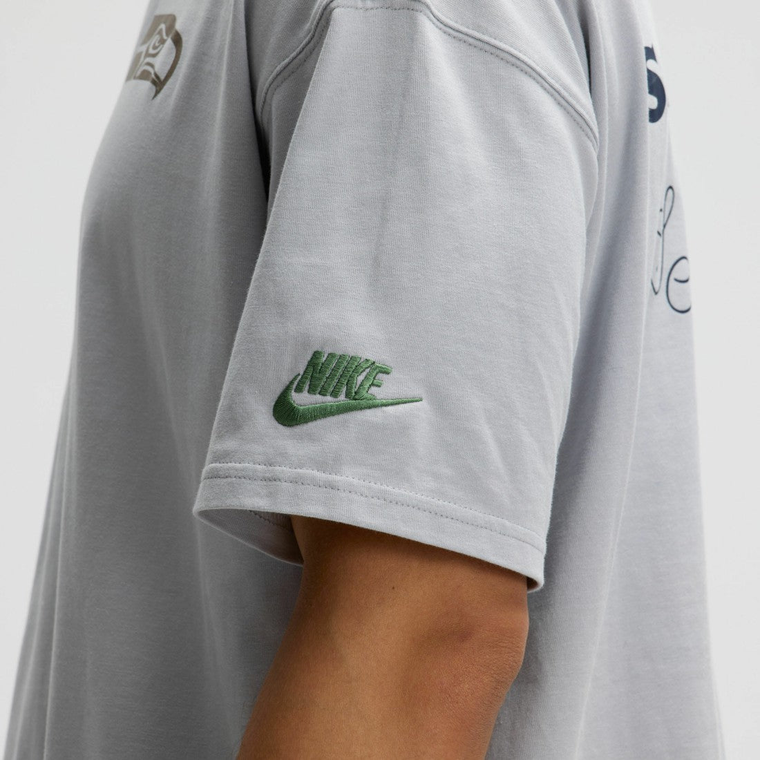 Seattle Seahawks 2025 Rivalries Collection Essential Max90 T-Shirt Wolf Gray - Nike